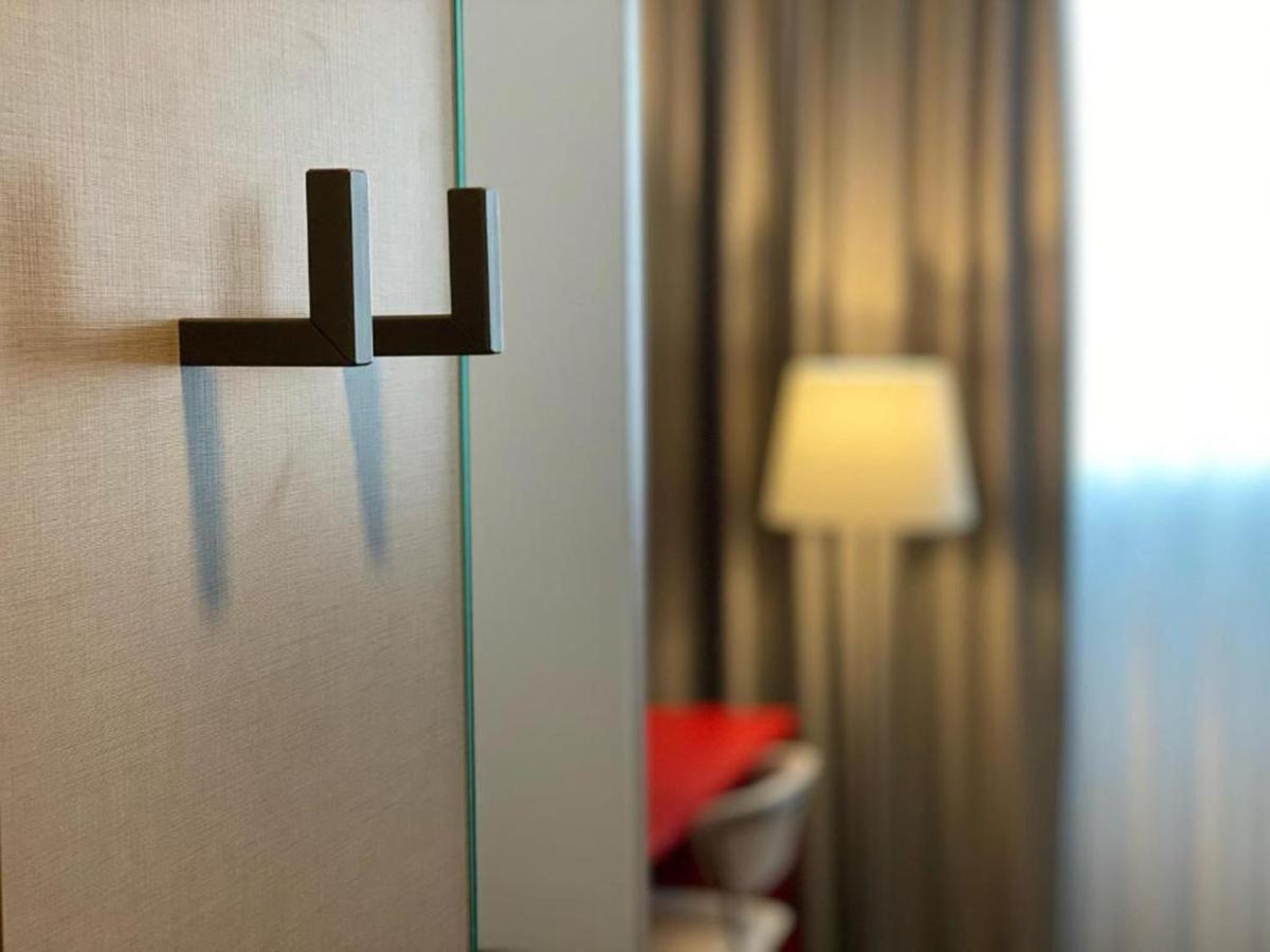 AMEDIA Hotel Milano Camera foto