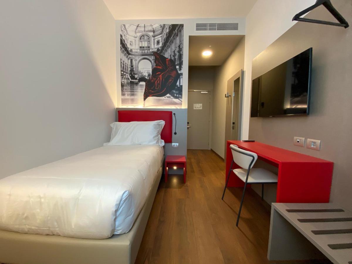 AMEDIA Hotel Milano Esterno foto