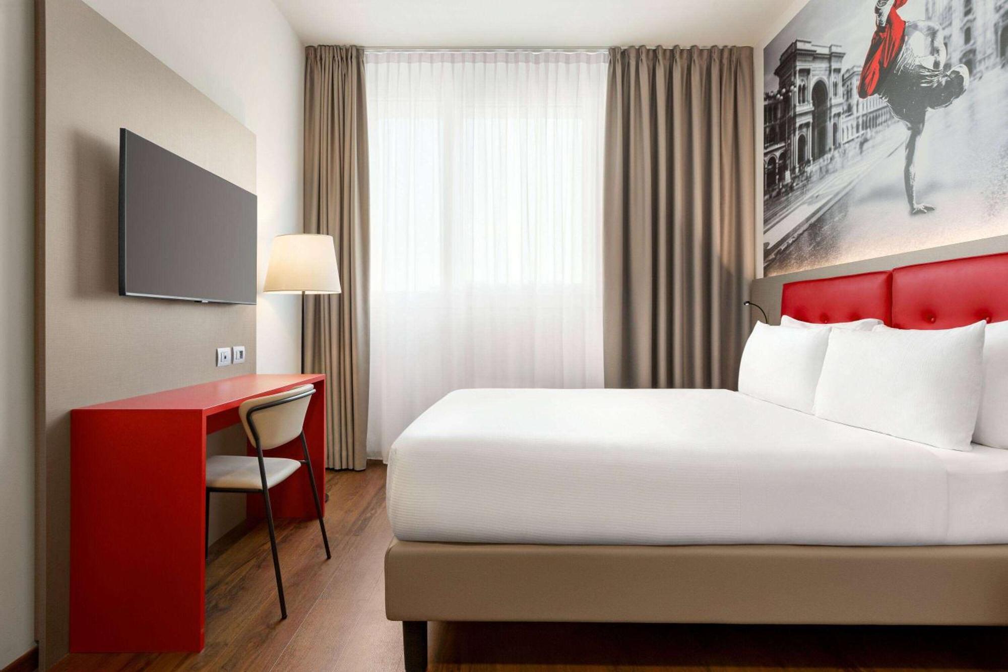 AMEDIA Hotel Milano Esterno foto