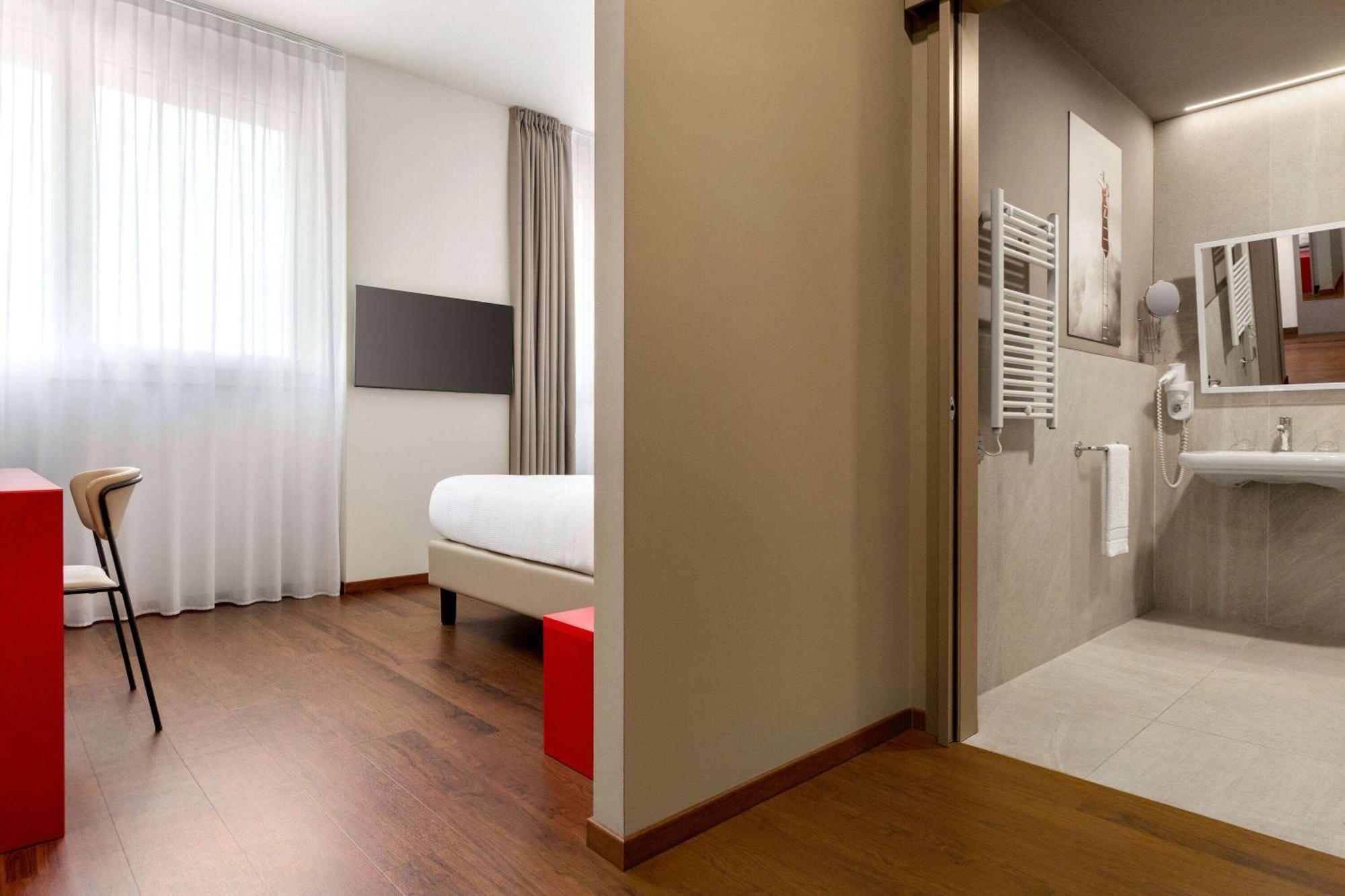 AMEDIA Hotel Milano Esterno foto