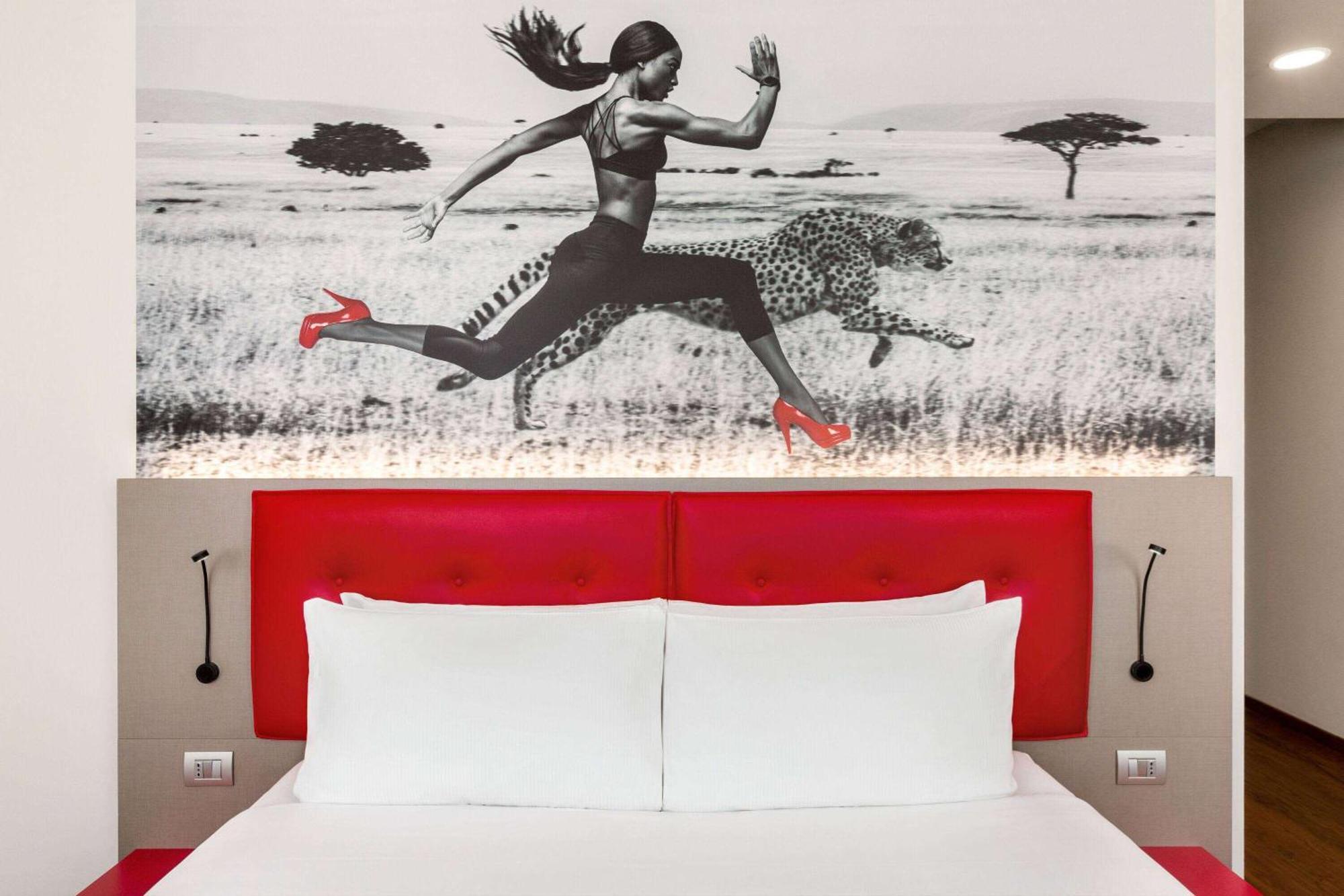 AMEDIA Hotel Milano Esterno foto