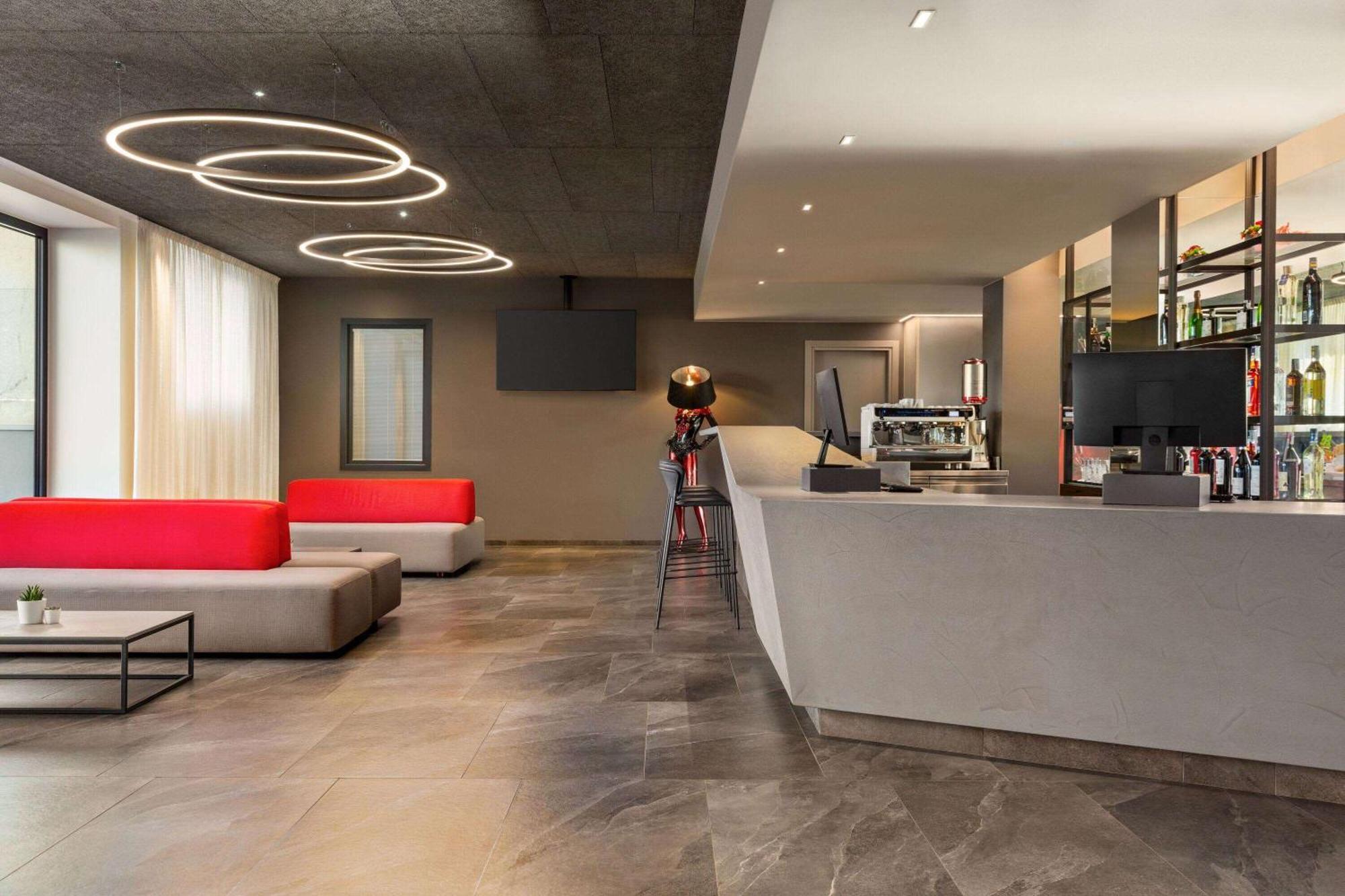 AMEDIA Hotel Milano Esterno foto